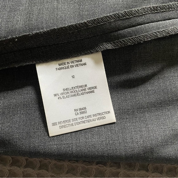 Theory Joanie Sevona Stretch Wool Pencil Skirt In Size 12 - Picture 13 of 13